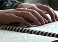 توسعه خدمات کتابخانه‌ای به نابینایان