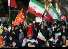 حامد علیزاده آهنگ جدیدش را در خیابان خواند
