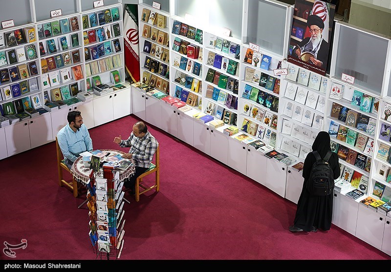 فروش نمایشگاه مجازی کتاب تهران به مرز 200 هزار نسخه رسید