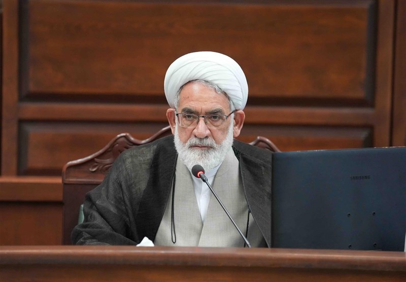 منتظری: با عاملان خونریزی در اغتشاشات بدون ارفاق برخورد میشود