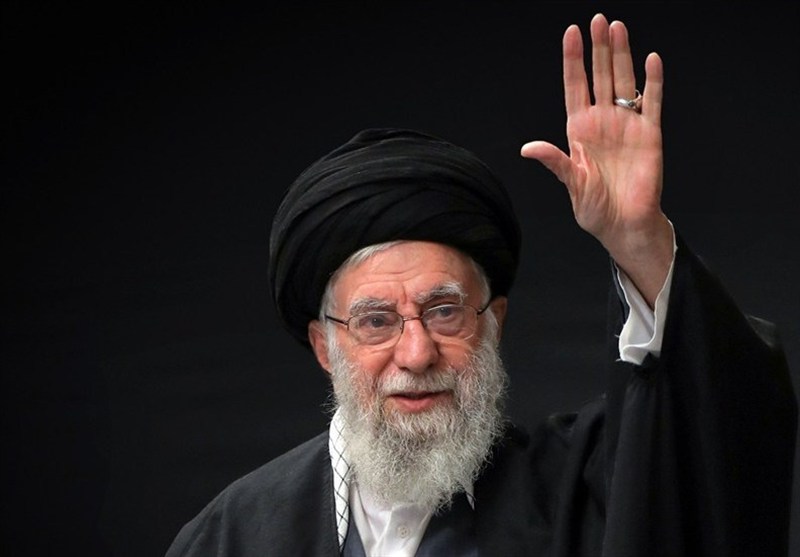 دریغا ای دریغا ای دریغا؛ خدایی سایهای رفت از سر ما