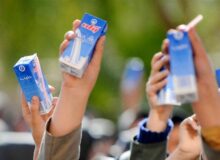 تکذیب توقف طرح شیر مدارس؛ توزیع شیر ادامه دارد