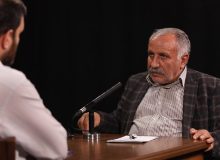 شاعر باید هکر باشد