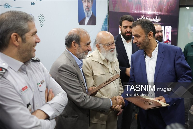 عکس , نمایشگاه عکس , شهرداری تهران , جنگ , جنگ رمضان , 