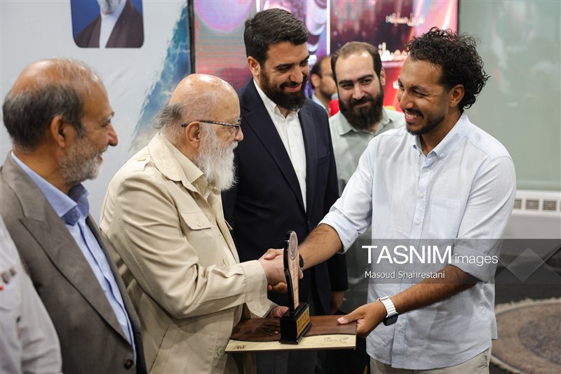عکس , نمایشگاه عکس , شهرداری تهران , جنگ , جنگ رمضان , 