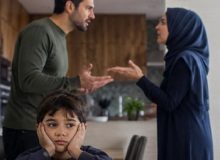 در اختلافات زناشویی کودکان را واسطه طرفداری یا آشتی نکنید